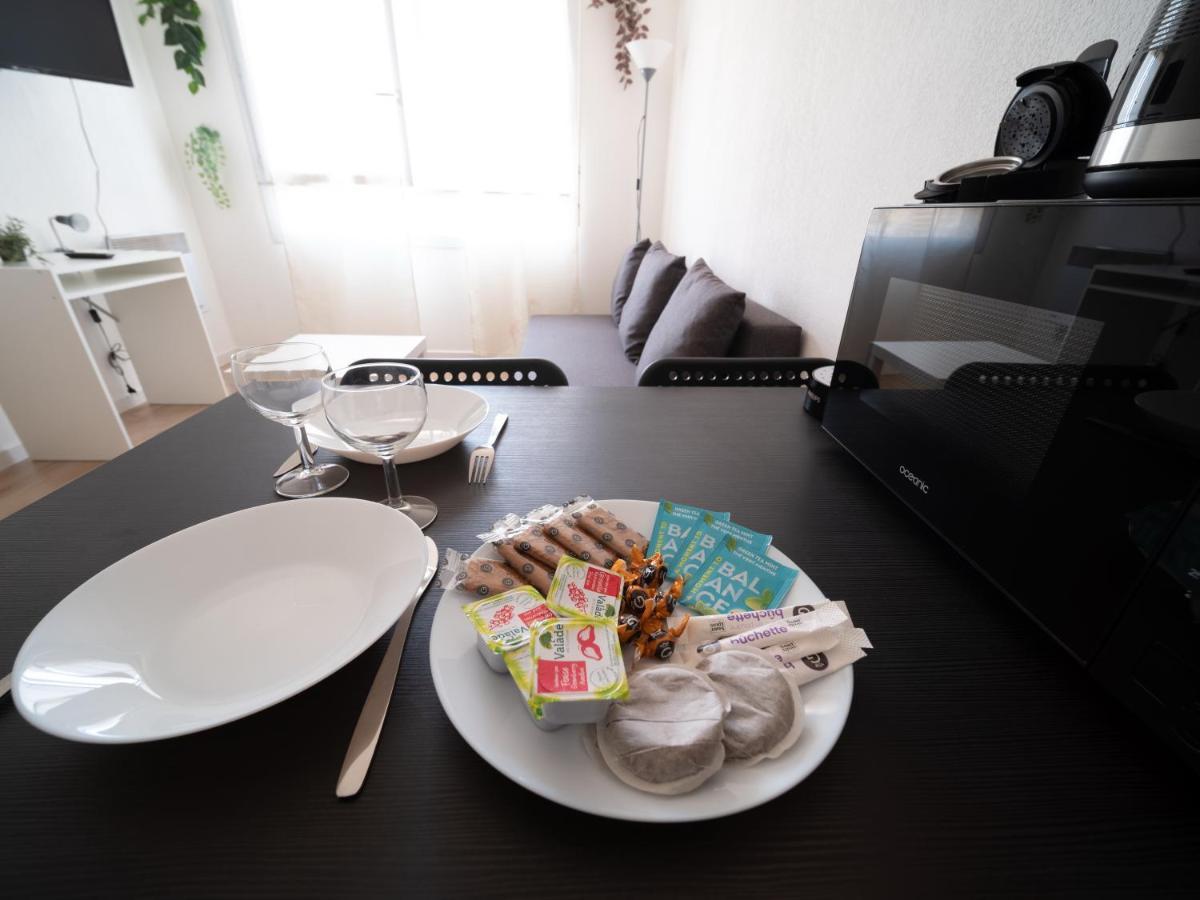 Appartement Climatise Avec Parking A 6Min A Pied De La Gare St Charles Marseille Eksteriør bilde